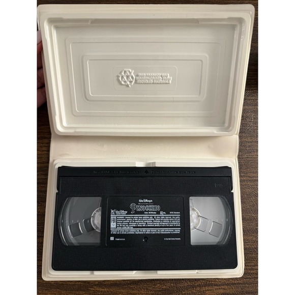 Walt Disney Masterpiece Pinocchio VHS 239 1993 Edition Collectible - Picture 5 of 6